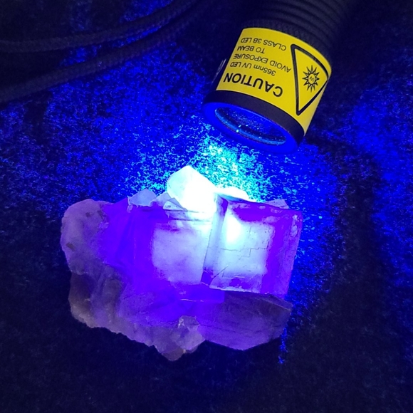 Fluorite - Picture 2 of 6